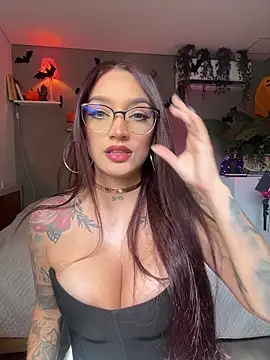 DaniDusan  online show from 17, 10, 2025