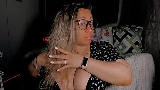 CumOnMy Tits online show from 23, 5, 2026