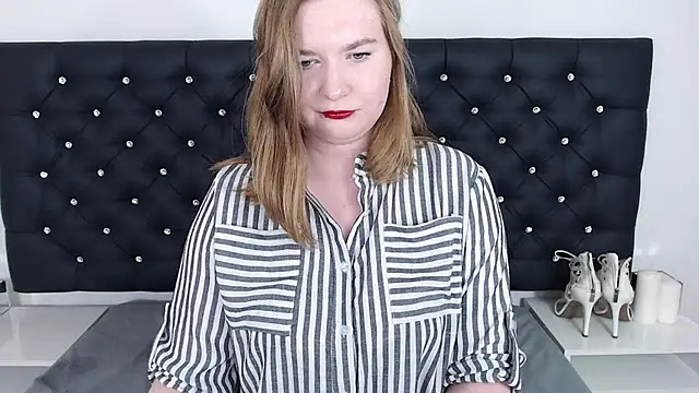 LaraDream online show from 19, 3, 2025