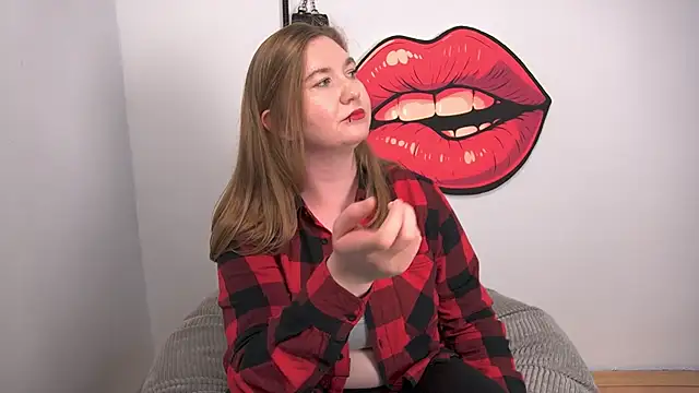 LaraDream online show from 11, 9, 2025