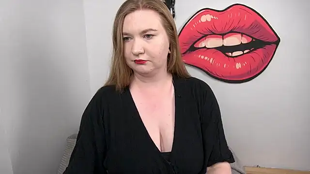 LaraDream online show from 1, 12, 2025