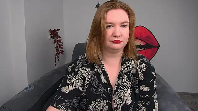 Snapshot of LaraDream chatting on 6, 7, 2026 LaraDream online show from 6, 7, 2026