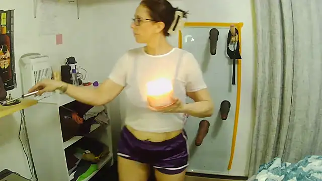 PartyPawgGirl420 online show from 10, 3, 2026