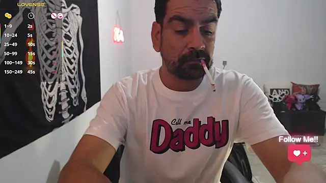 soyelcarlitos  online show from 3, 4, 2026
