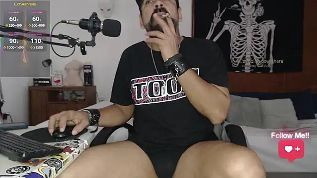 Snapshot of soyelcarlitos_ chatting on 8, 9, 2025 soyelcarlitos online show from 8, 9, 2025