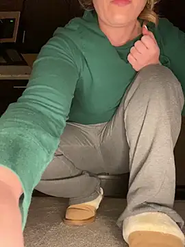 StoneDDReveler online show from 4, 11, 2025