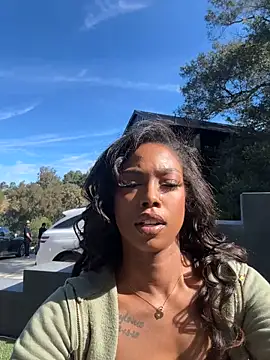 mismialove online show from 27, 2, 2026