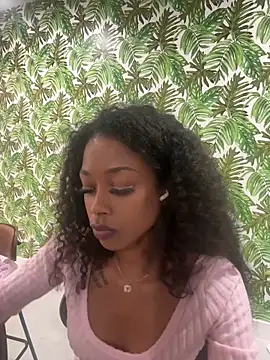 mismialove online show from 17, 5, 2026