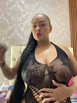 Snapshot of sofia_xxx02 chatting on 3, 10, 2025 sofia xxx02 online show from 3, 10, 2025