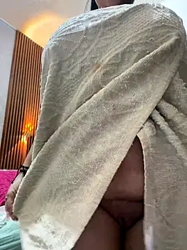 Snapshot of sofia_xxx02 chatting on 31, 10, 2025 sofia xxx02 online show from 31, 10, 2025