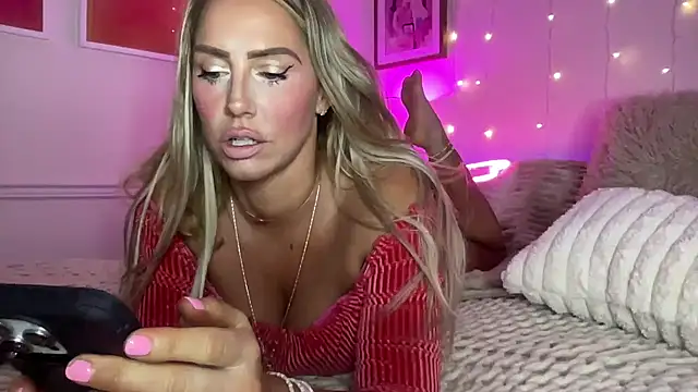 Fitnessbabe69 online show from 1, 3, 2026