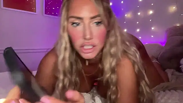 Fitnessbabe69 online show from 18, 7, 2026