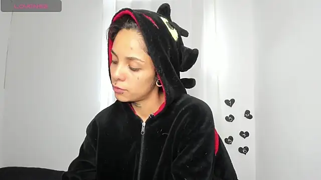 Snapshot of luci_fer_devil chatting on 21, 2, 2025 luci fer devil online show from 21, 2, 2025