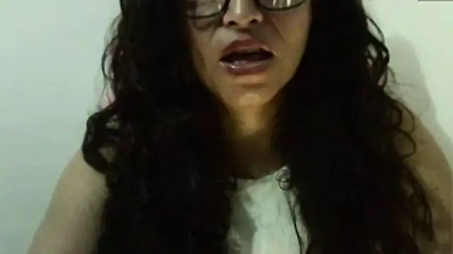 Snapshot of oso34hot chatting on 24, 11, 2025 oso34hot online show from 24, 11, 2025